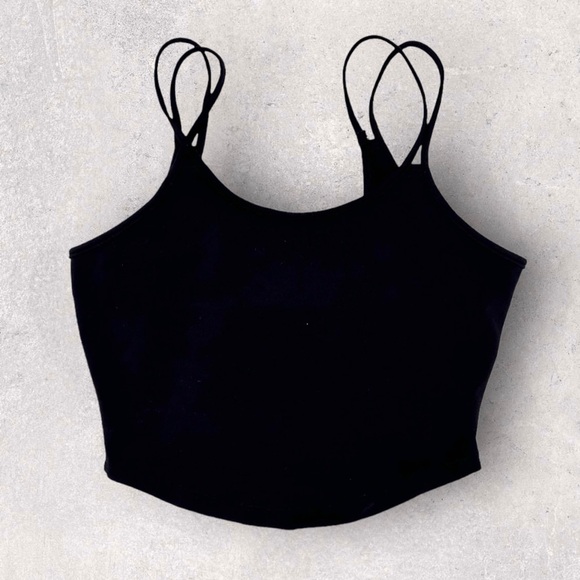 Buffbunny Spin Crop Tank - Picture 1 of 3